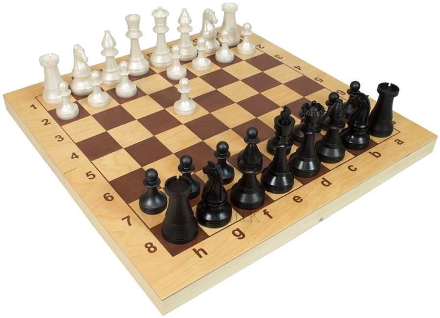 Шахматы Ладья-С пластмассовые в деревянной доске