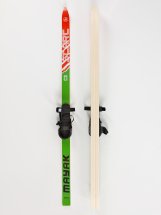 Детский лыжный комплект Маяк из дерева с креплением с резиновой пяткой и палками, 130 см, зелено-красный РОЗНИЦА - Фото 6