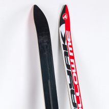 Беговые подростковые лыжи Маяк из дерево-пластика 160 см с креплением NN75, красно-бело-черные